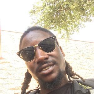 Meet your Posher, Donta